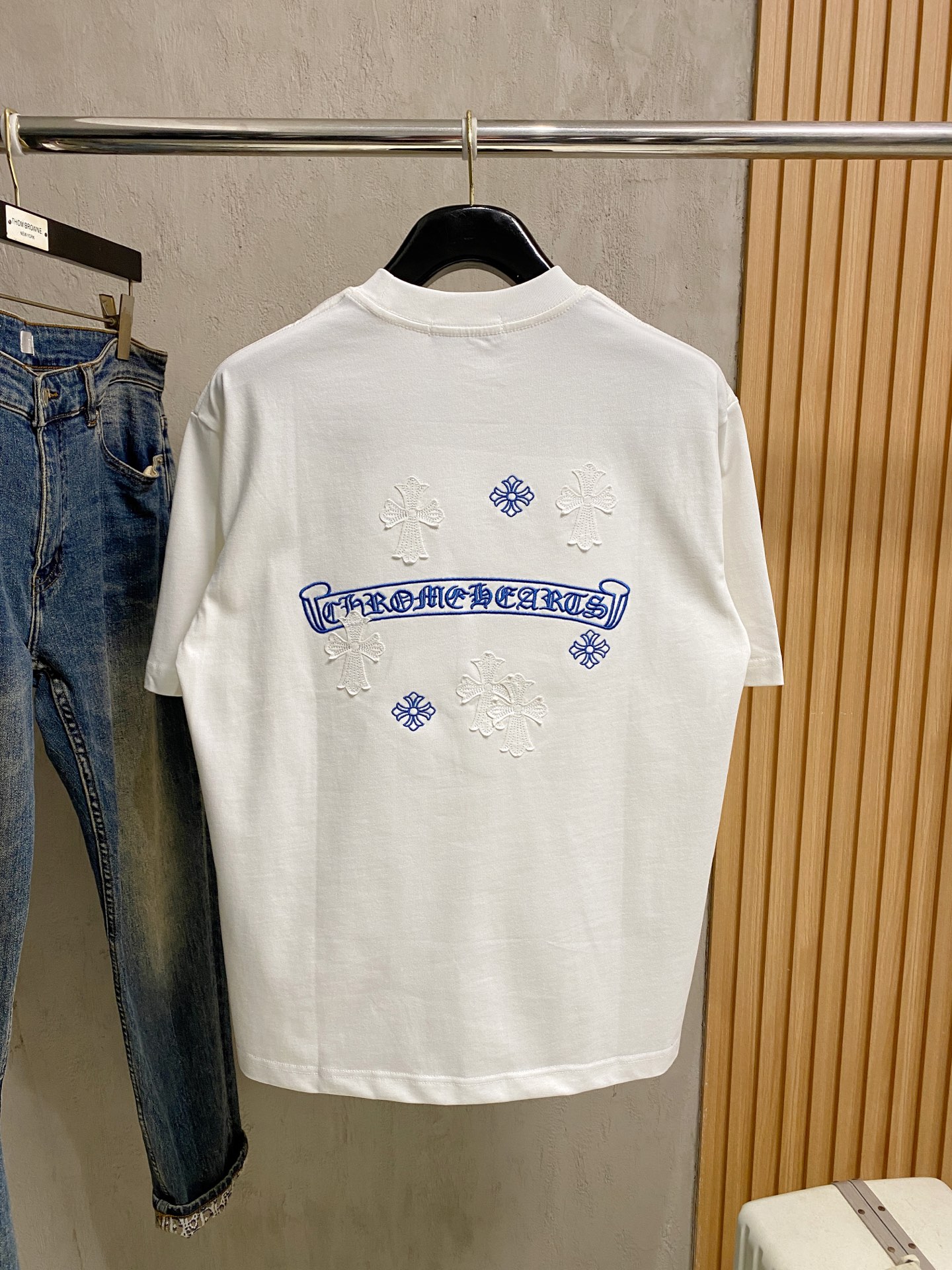 short sleeves